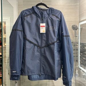 Nike Reflective Running Windbreaker